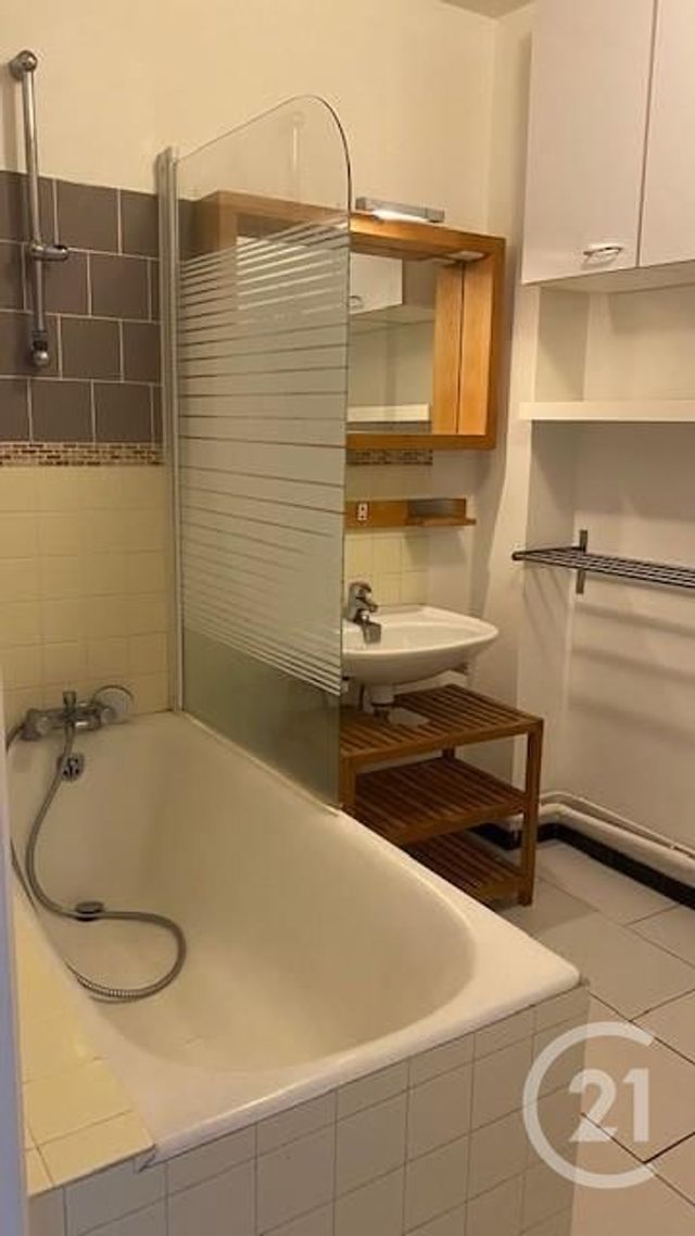 Appartement F2 &agrave; louer - 2 pi&egrave;ces - 57,06 m2 - Cormeilles En Parisis - 95 - ILE-DE-FRANCE