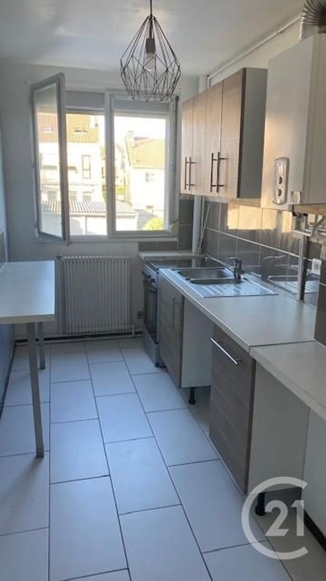 Appartement F2 &agrave; louer - 2 pi&egrave;ces - 57,06 m2 - Cormeilles En Parisis - 95 - ILE-DE-FRANCE