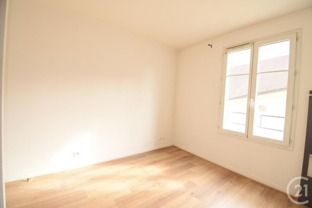 Appartement F2 &agrave; louer - 2 pi&egrave;ces - 38,79 m2 - Vaureal - 95 - ILE-DE-FRANCE