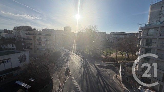 Appartement Studio &agrave; louer - 1 pi&egrave;ce - 15,45 m2 - Colombes - 92 - ILE-DE-FRANCE