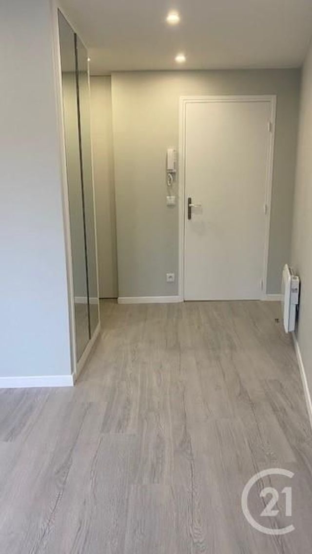 Appartement F1 &agrave; louer - 1 pi&egrave;ce - 21,90 m2 - Soisy Sous Montmorency - 95 - ILE-DE-FRANCE