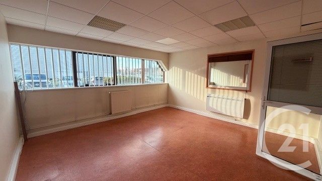 Bureaux à louer - 295.62 m2 - 78 - Yvelines