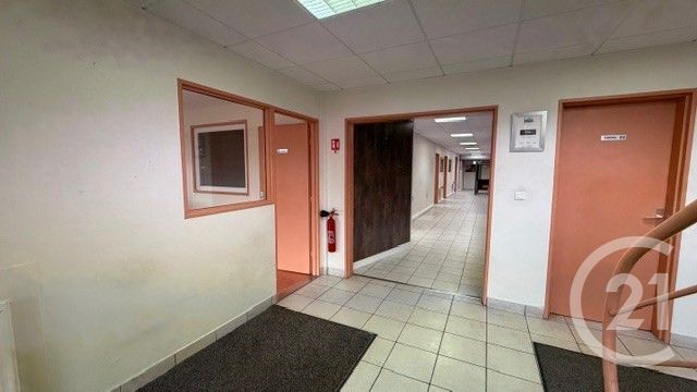 Bureaux à louer - 295.62 m2 - 78 - Yvelines