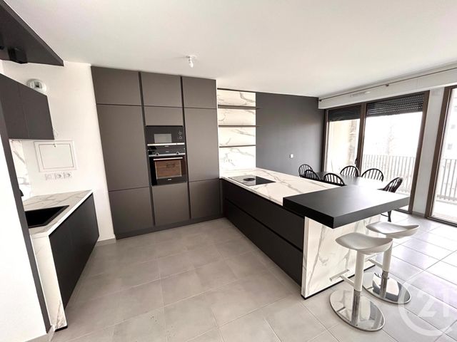 Appartement F5 &agrave; louer - 5 pi&egrave;ces - 99,90 m2 - Enghien Les Bains - 95 - ILE-DE-FRANCE