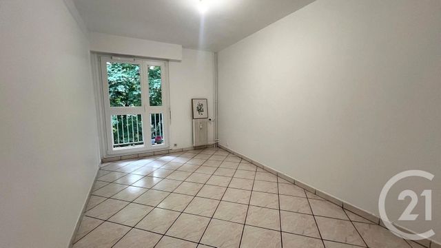 Appartement F4 &agrave; louer - 4 pi&egrave;ces - 78,84 m2 - St Brice Sous Foret - 95 - ILE-DE-FRANCE