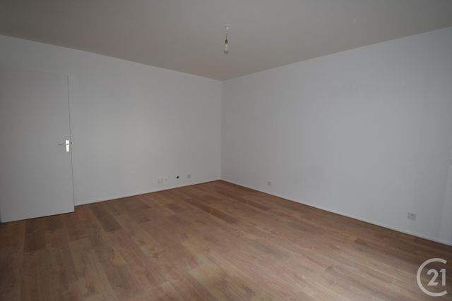 Appartement F1 &agrave; louer - 1 pi&egrave;ce - 29,98 m2 - Deuil La Barre - 95 - ILE-DE-FRANCE