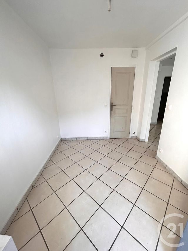 Appartement F1 &agrave; louer - 1 pi&egrave;ce - 28,92 m2 - Soisy Sous Montmorency - 95 - ILE-DE-FRANCE