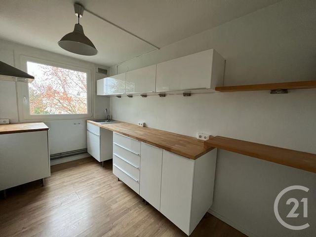 Appartement F2 &agrave; louer - 2 pi&egrave;ces - 56,56 m2 - Maurecourt - 78 - ILE-DE-FRANCE