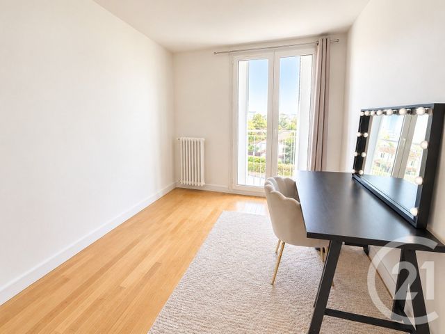 Appartement &agrave; louer - 4 pi&egrave;ces - 73,31 m2 - Sannois - 95 - ILE-DE-FRANCE