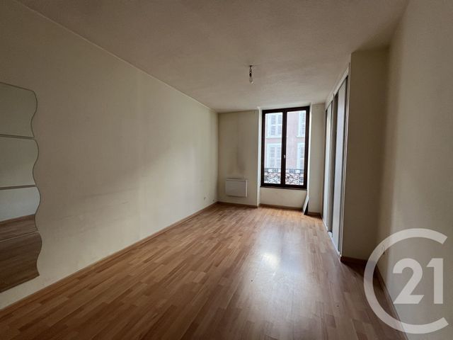 Appartement F3 à vendre - 3 pièces - 65,24 m2 - Voiron - 38 - RHONE-ALPES