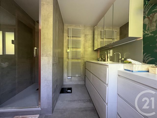 Maison &agrave; vendre - 10 pi&egrave;ces - 300 m2 - Voiron - 38 - RHONE-ALPES