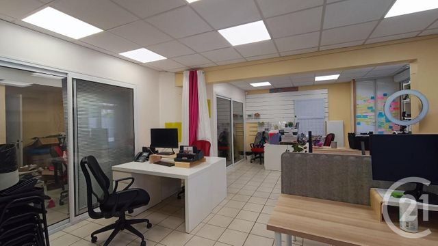 Divers &agrave; vendre - 78,08 m2 - Voiron - 38 - RHONE-ALPES