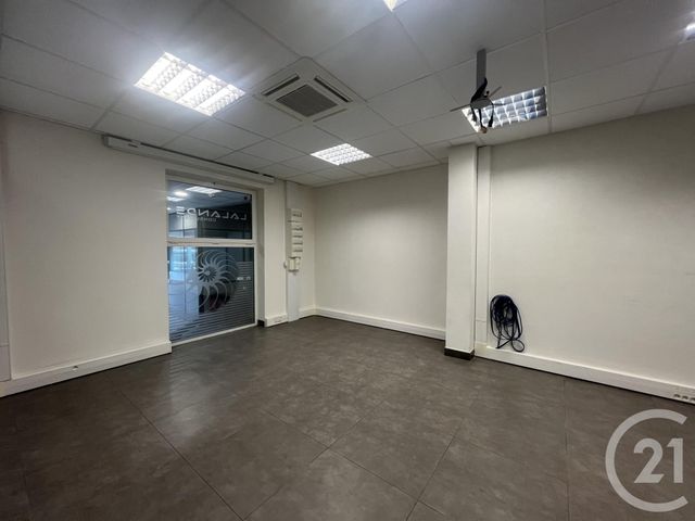 Divers &agrave; vendre - 185 m2 - Voiron - 38 - RHONE-ALPES