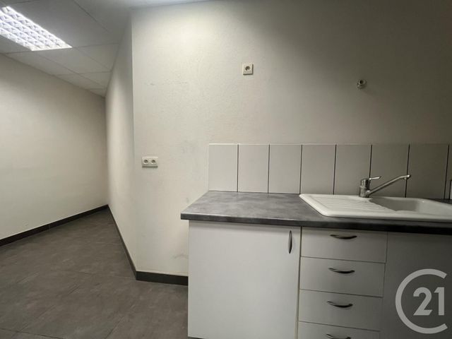 Divers &agrave; vendre - 185 m2 - Voiron - 38 - RHONE-ALPES