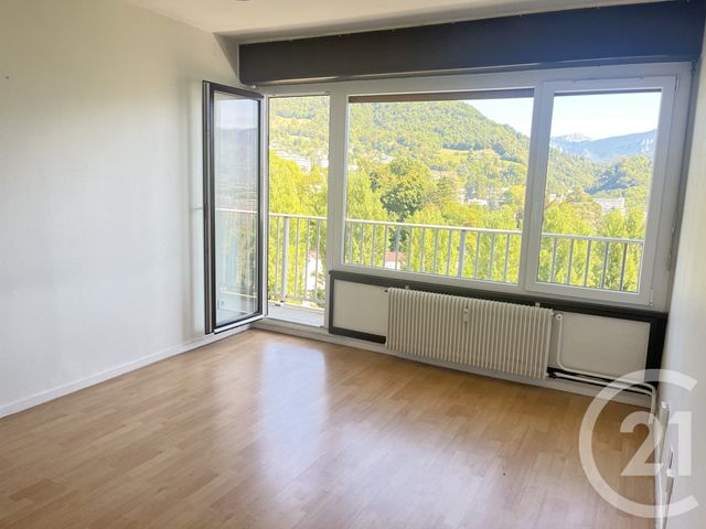 Appartement F2 à vendre - 2 pièces - 51,70 m2 - Voiron - 38 - RHONE-ALPES
