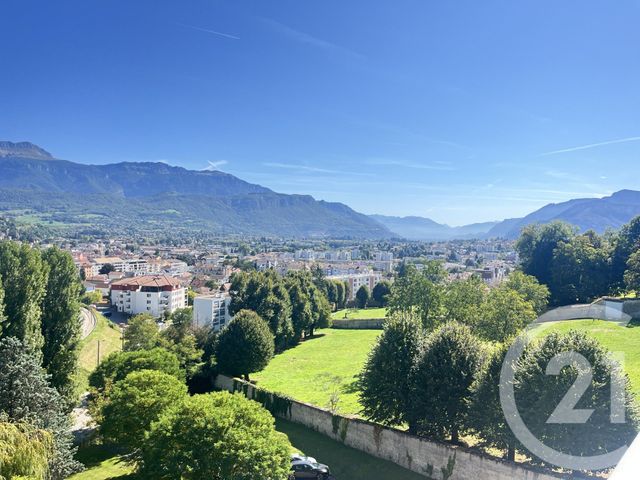 Appartement F2 à vendre - 2 pièces - 51,70 m2 - Voiron - 38 - RHONE-ALPES