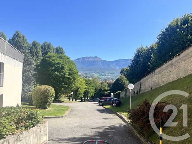 Appartement F2 à vendre - 2 pièces - 51,70 m2 - Voiron - 38 - RHONE-ALPES
