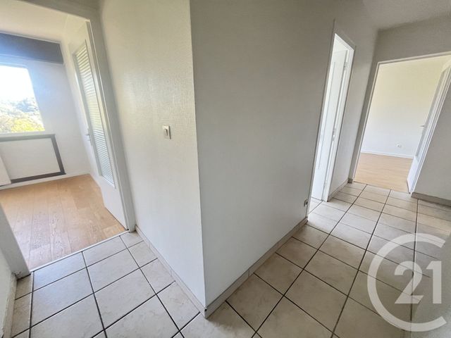 Appartement F2 à vendre - 2 pièces - 51,70 m2 - Voiron - 38 - RHONE-ALPES