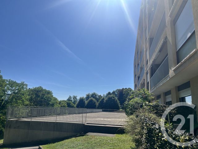 Appartement F2 à vendre - 2 pièces - 51,70 m2 - Voiron - 38 - RHONE-ALPES