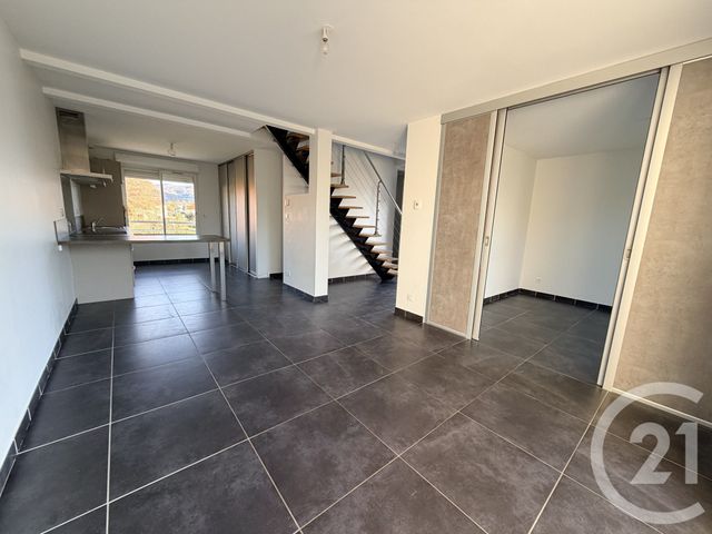 Appartement F4 &agrave; vendre - 4 pi&egrave;ces - 64,32 m2 - Voiron - 38 - RHONE-ALPES