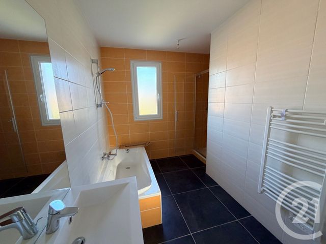 Appartement F4 &agrave; vendre - 4 pi&egrave;ces - 64,32 m2 - Voiron - 38 - RHONE-ALPES