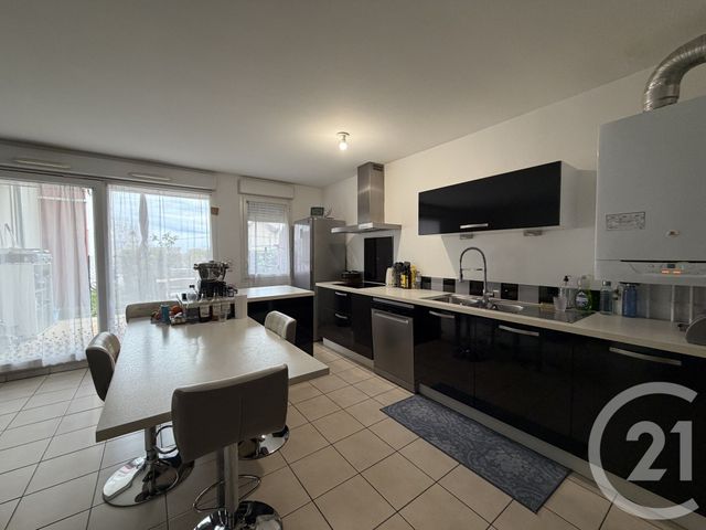 Appartement F3 &agrave; vendre - 3 pi&egrave;ces - 68,20 m2 - Voiron - 38 - RHONE-ALPES