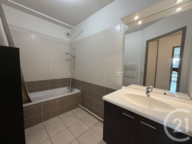 Appartement F3 &agrave; vendre - 3 pi&egrave;ces - 68,20 m2 - Voiron - 38 - RHONE-ALPES
