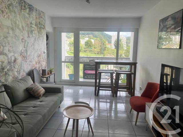 Appartement F4 &agrave; vendre - 4 pi&egrave;ces - 76,65 m2 - Voiron - 38 - RHONE-ALPES
