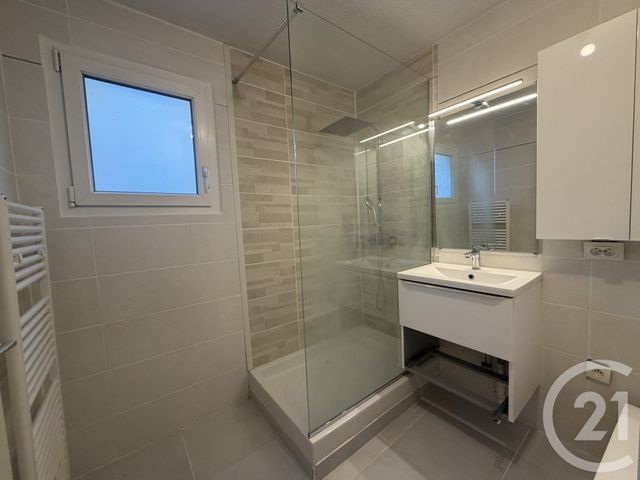 Appartement F3 &agrave; vendre - 3 pi&egrave;ces - 62 m2 - Voiron - 38 - RHONE-ALPES