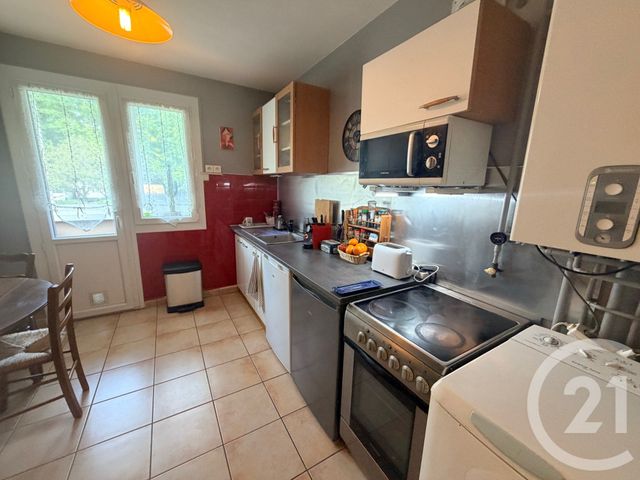 Appartement F3 &agrave; vendre - 3 pi&egrave;ces - 59,90 m2 - Voiron - 38 - RHONE-ALPES