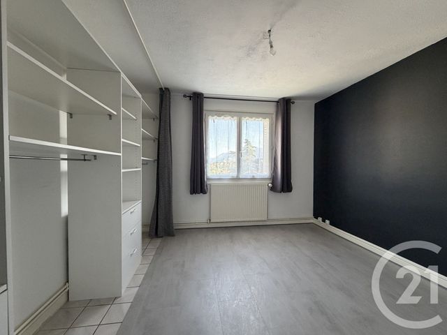 Appartement F5 &agrave; vendre - 5 pi&egrave;ces - 88 m2 - Voiron - 38 - RHONE-ALPES