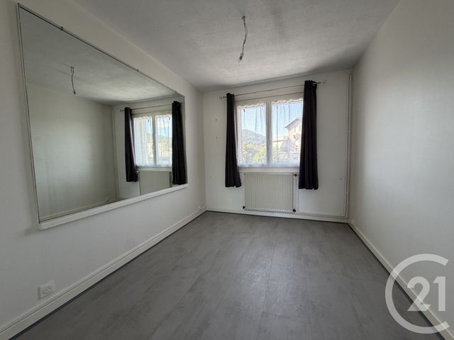 Appartement F5 &agrave; vendre - 5 pi&egrave;ces - 88 m2 - Voiron - 38 - RHONE-ALPES