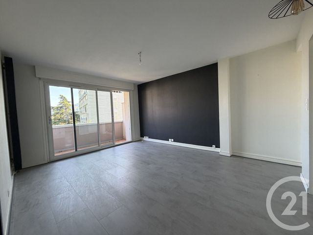 Appartement F5 &agrave; vendre - 5 pi&egrave;ces - 88 m2 - Voiron - 38 - RHONE-ALPES