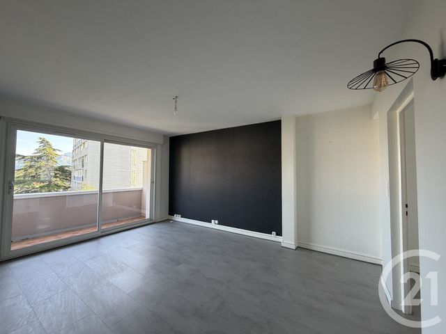 Appartement F5 &agrave; vendre - 5 pi&egrave;ces - 88 m2 - Voiron - 38 - RHONE-ALPES