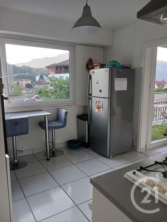 Appartement F4 &agrave; vendre - 4 pi&egrave;ces - 76,65 m2 - Voiron - 38 - RHONE-ALPES