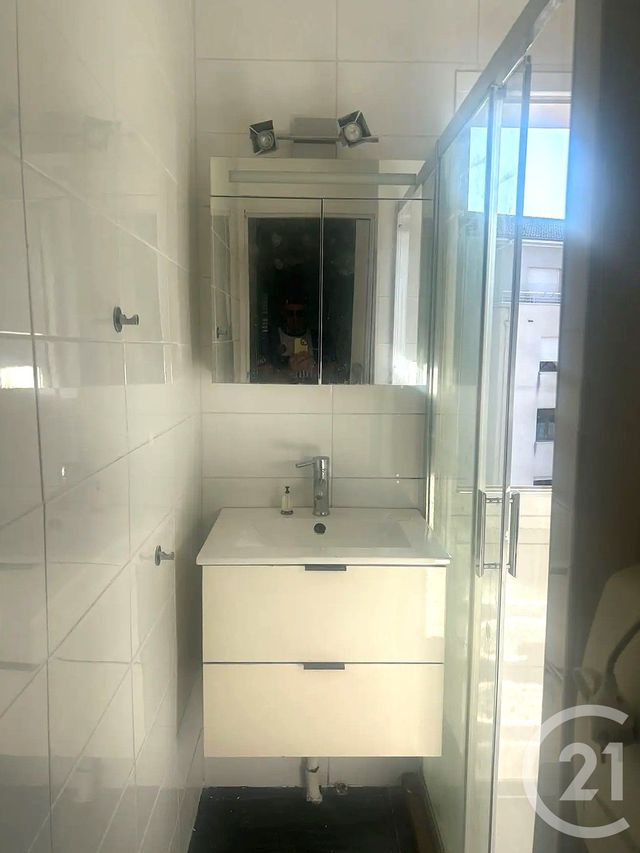 Appartement F3 &agrave; vendre - 3 pi&egrave;ces - 49,75 m2 - Voiron - 38 - RHONE-ALPES