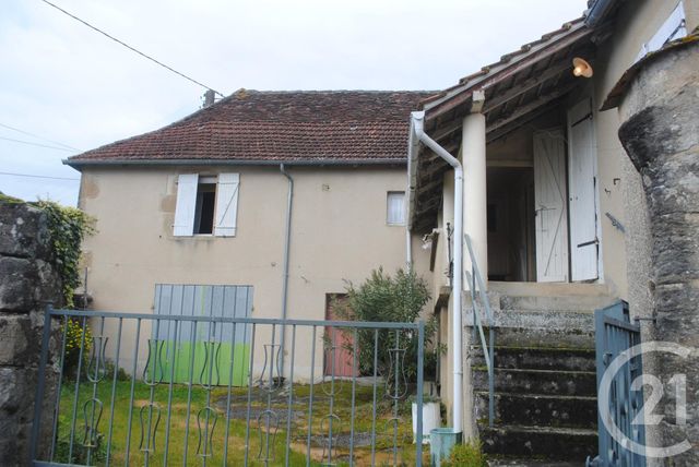 Maison à vendre - 6 pièces - 125 m2 - Queyssac Les Vignes - 19 - LIMOUSIN