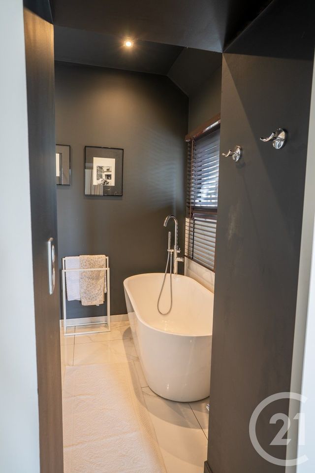 Maison à vendre - 7 pièces - 261 m2 - Brive La Gaillarde - 19 - LIMOUSIN