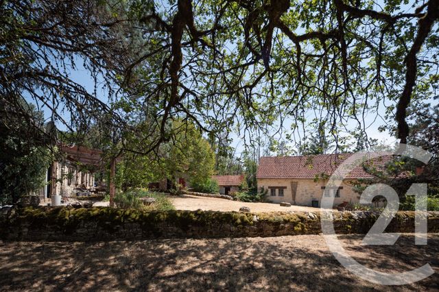 Maison &agrave; vendre - 10 pi&egrave;ces - 249 m2 - Sarrazac - 46 - MIDI-PYRENEES