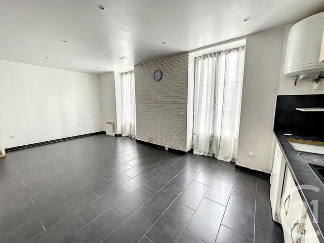 Appartement F3 à vendre - 3 pièces - 47 m2 - Montfermeil - 93 - ILE-DE-FRANCE