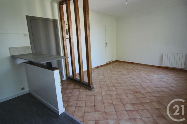 Appartement F2 à vendre - 2 pièces - 33,95 m2 - Montfermeil - 93 - ILE-DE-FRANCE
