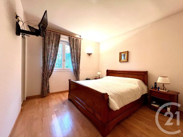 Maison à vendre - 9 pièces - 360 m2 - Montfermeil - 93 - ILE-DE-FRANCE