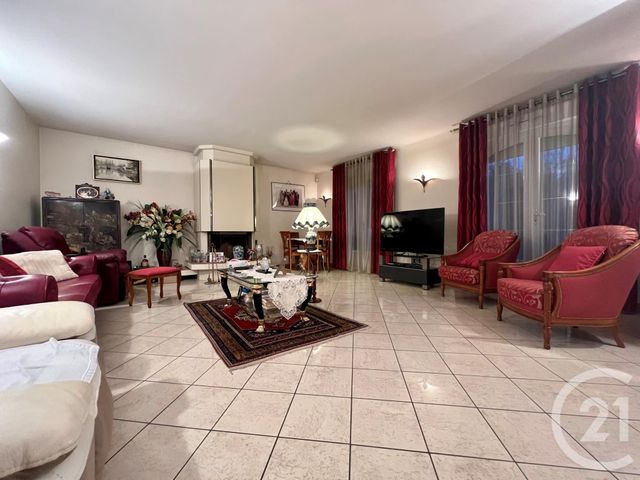 Maison à vendre - 9 pièces - 360 m2 - Montfermeil - 93 - ILE-DE-FRANCE