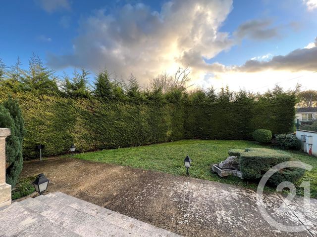 Maison à vendre - 9 pièces - 360 m2 - Montfermeil - 93 - ILE-DE-FRANCE