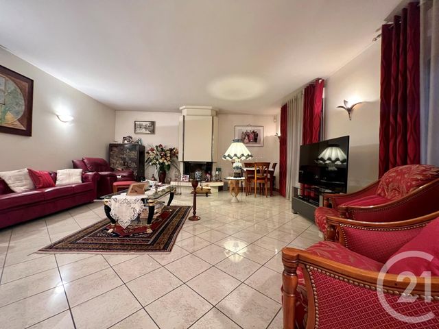 Maison à vendre - 9 pièces - 360 m2 - Montfermeil - 93 - ILE-DE-FRANCE