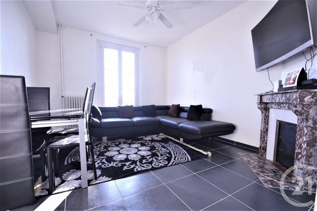 Appartement F3 à vendre - 3 pièces - 53,56 m2 - Montfermeil - 93 - ILE-DE-FRANCE