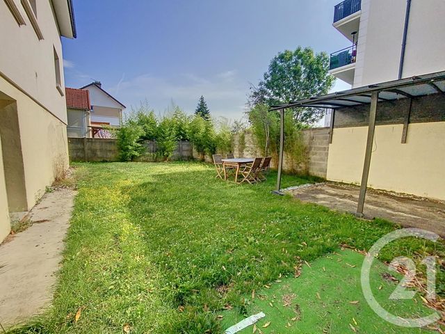 Maison à vendre - 7 pièces - 218 m2 - Montfermeil - 93 - ILE-DE-FRANCE