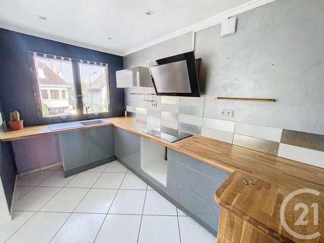 Maison à vendre - 7 pièces - 218 m2 - Montfermeil - 93 - ILE-DE-FRANCE