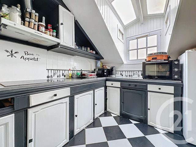 Maison à vendre - 10 pièces - 240,57 m2 - Montfermeil - 93 - ILE-DE-FRANCE