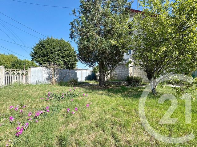 Maison à vendre - 3 pièces - 68,20 m2 - Montfermeil - 93 - ILE-DE-FRANCE